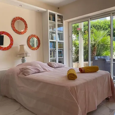 Ferienhaus Bas Maison Mont-boron 3 Bedrooms Nizza
